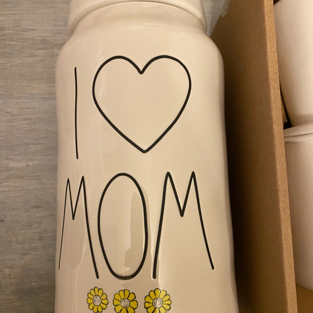 🔥Rae Dunn🔥 I LOVE MOM Kitchen Storage Canister